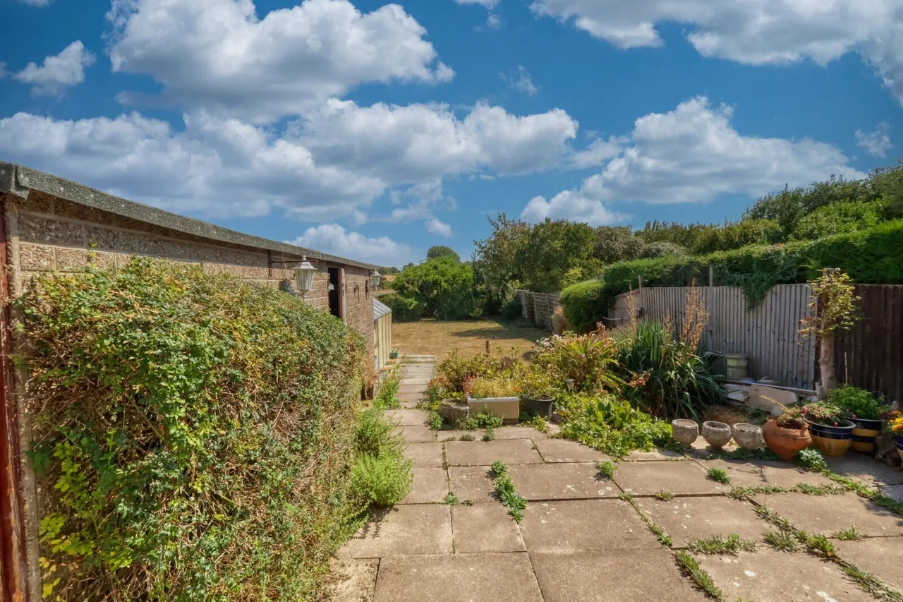 Chinnor Road, Princes Risborough, HP27, photo 13