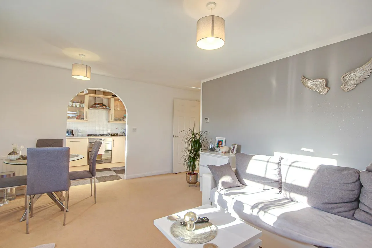 Watermint Drive, Tuffley, Gloucester, GL4, photo 10