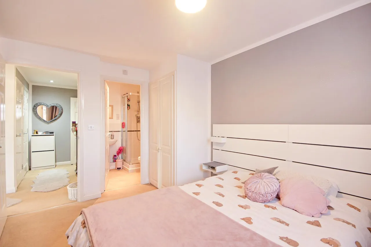 Watermint Drive, Tuffley, Gloucester, GL4, photo 11