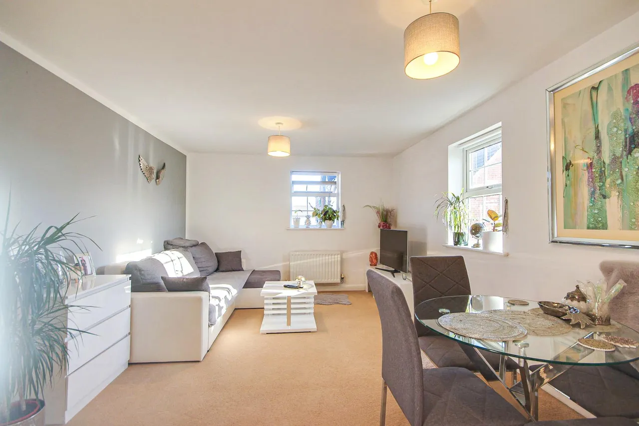 Watermint Drive, Tuffley, Gloucester, GL4, photo 8