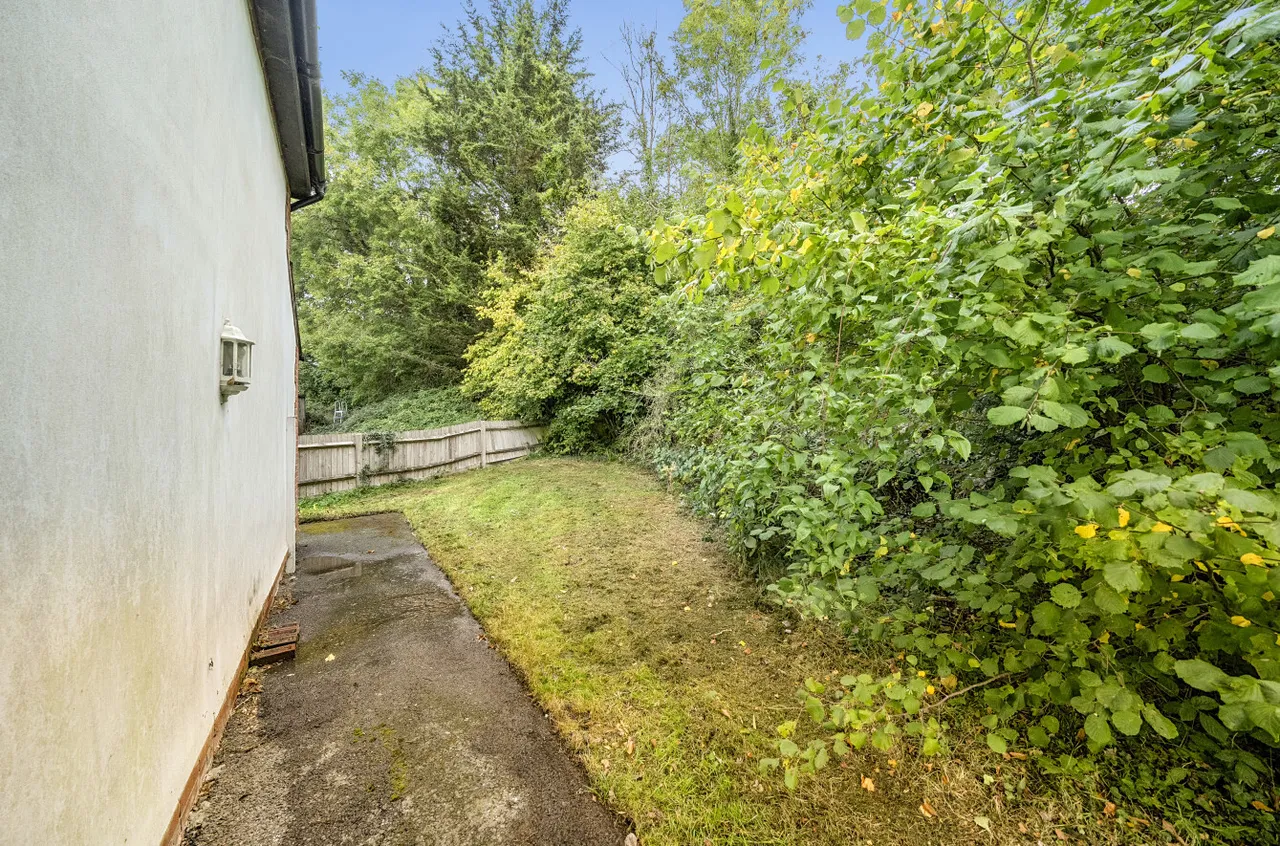 Poles Lane, Otterbourne, SO21, photo 18
