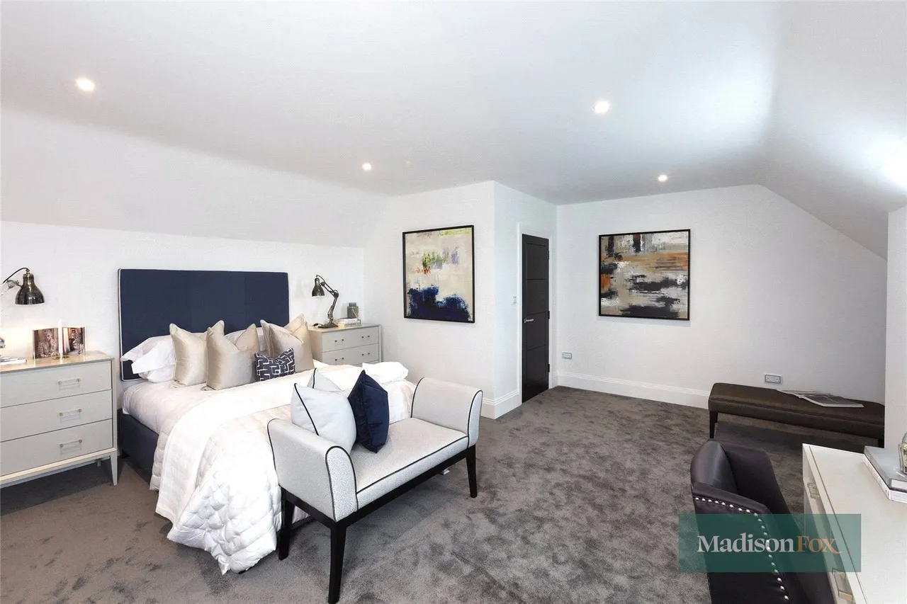Manor Road, Chigwell, IG7, photo 12