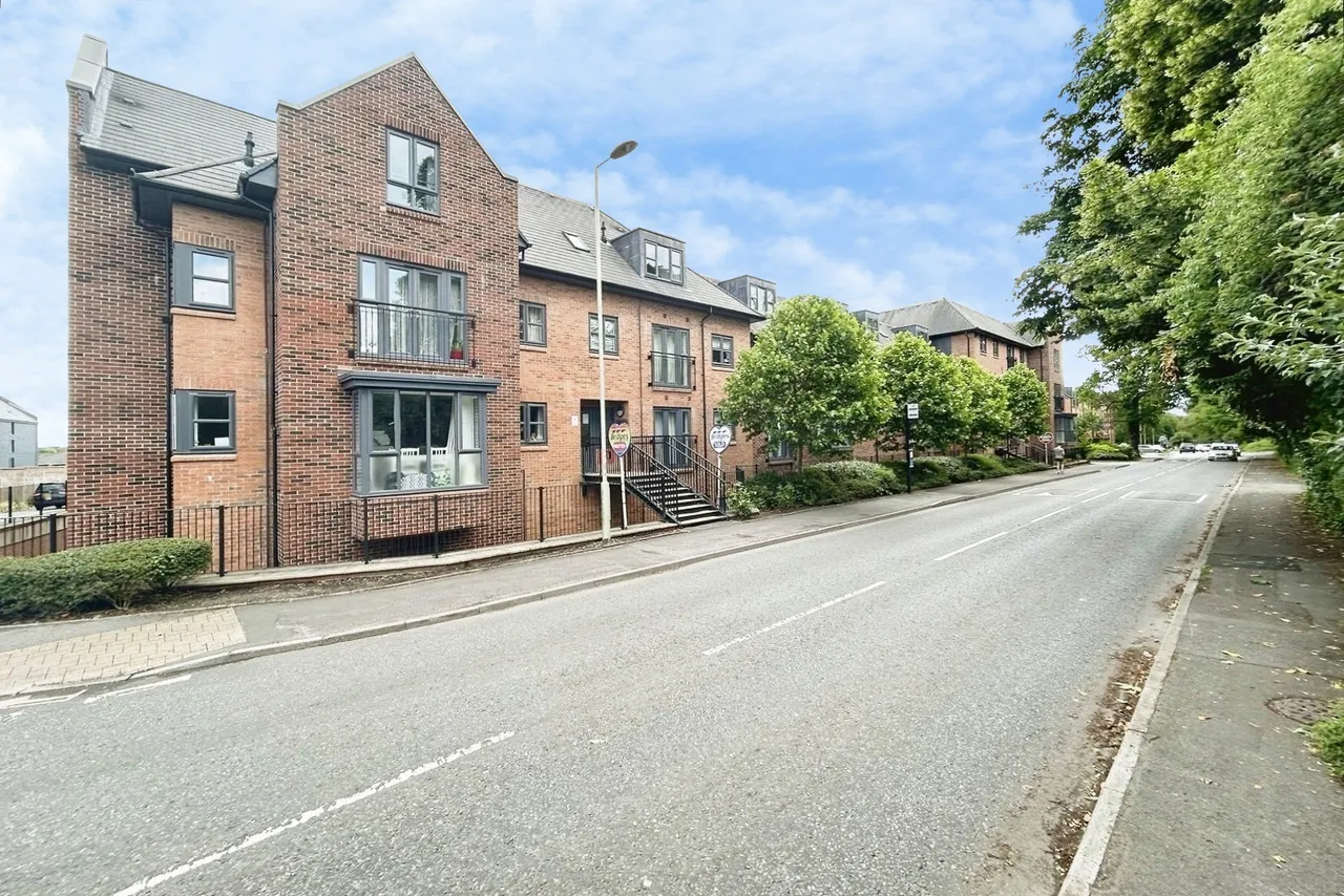 Carter Court, Hook, Hampshire, RG27 9AD, photo 11