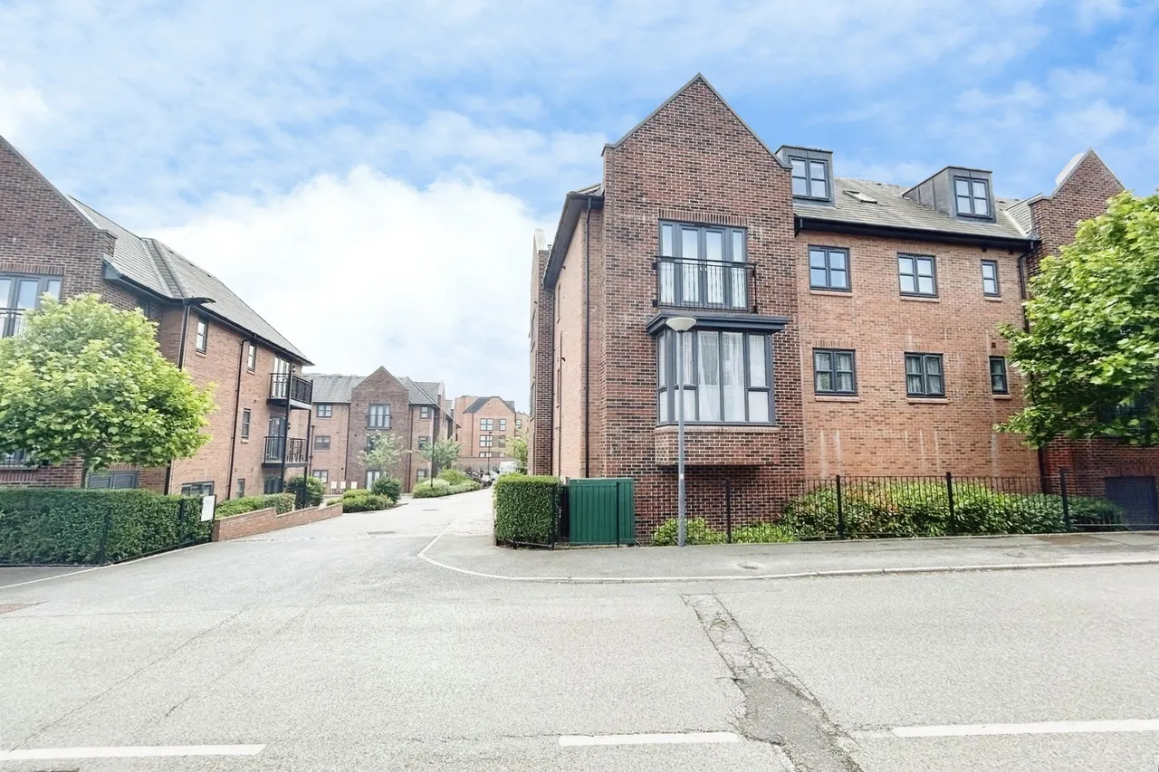 Carter Court, Hook, Hampshire, RG27 9AD, photo 12