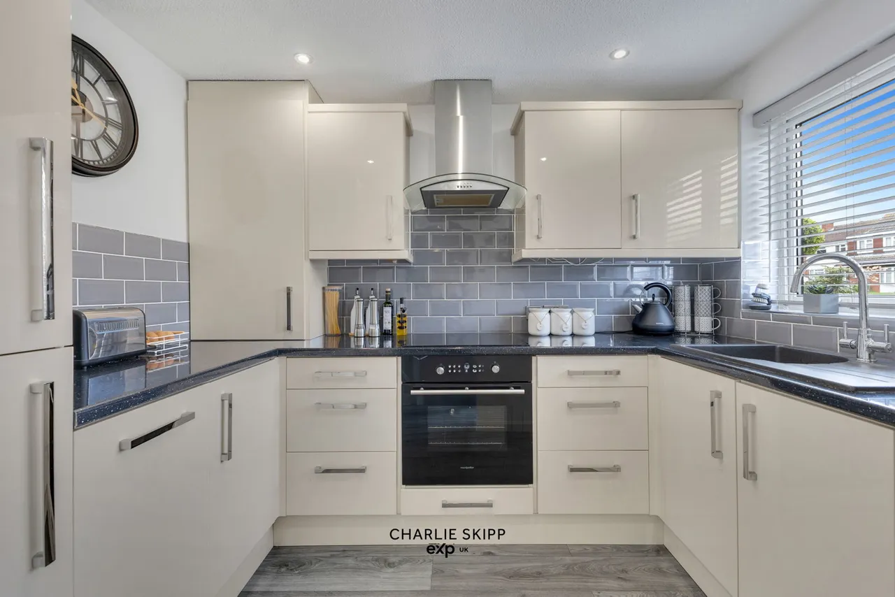 Brailes Drive, Sutton Coldfield, B76 2UW, photo 6