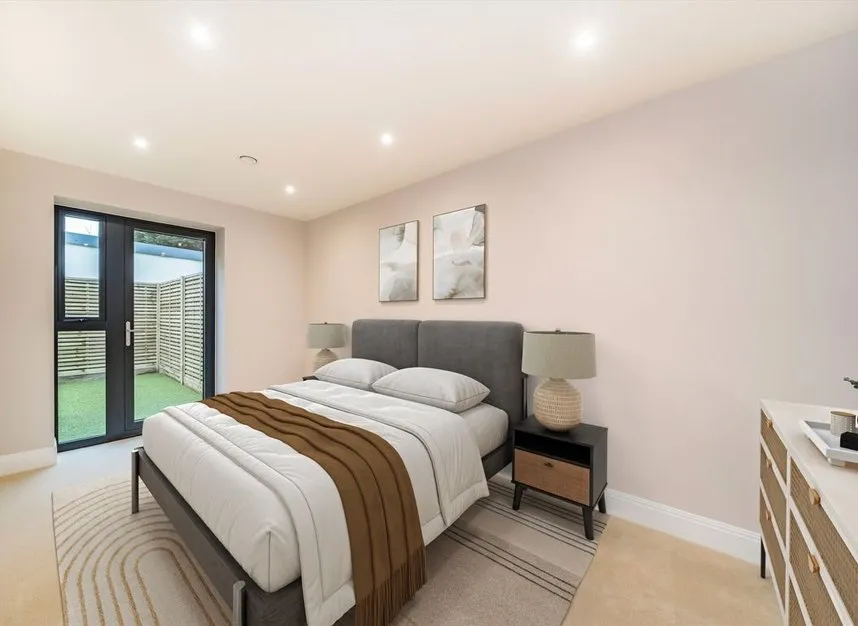 Merton Road, South Wimbledon, SW19, photo 3