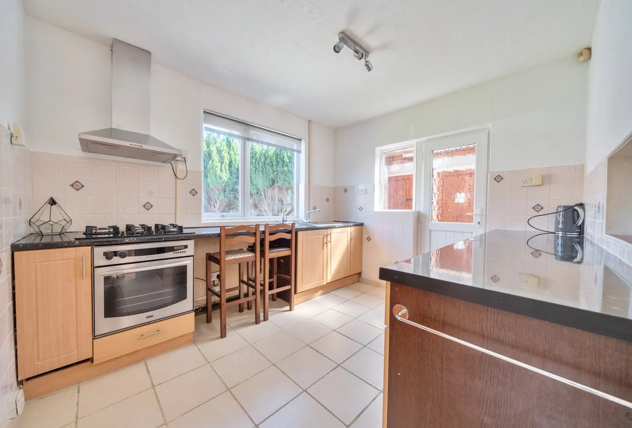 Staveley Crescent, Bristol, BS10 6HR, photo 5