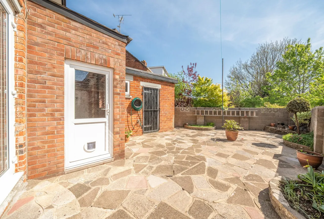 Staveley Crescent, Bristol, BS10 6HR, photo 13