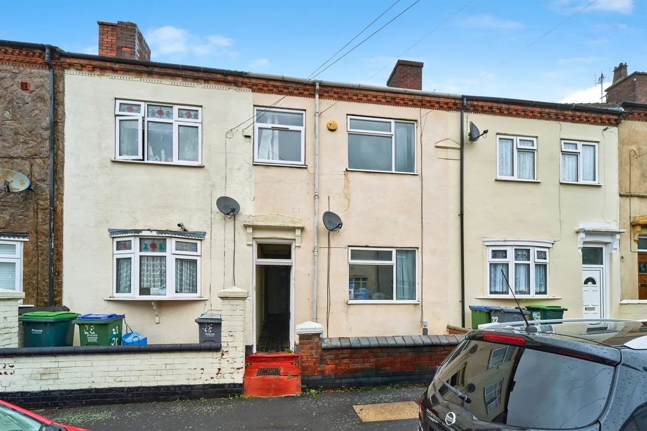 3 bed house for sale, Legge Street, West Bromwich, B70