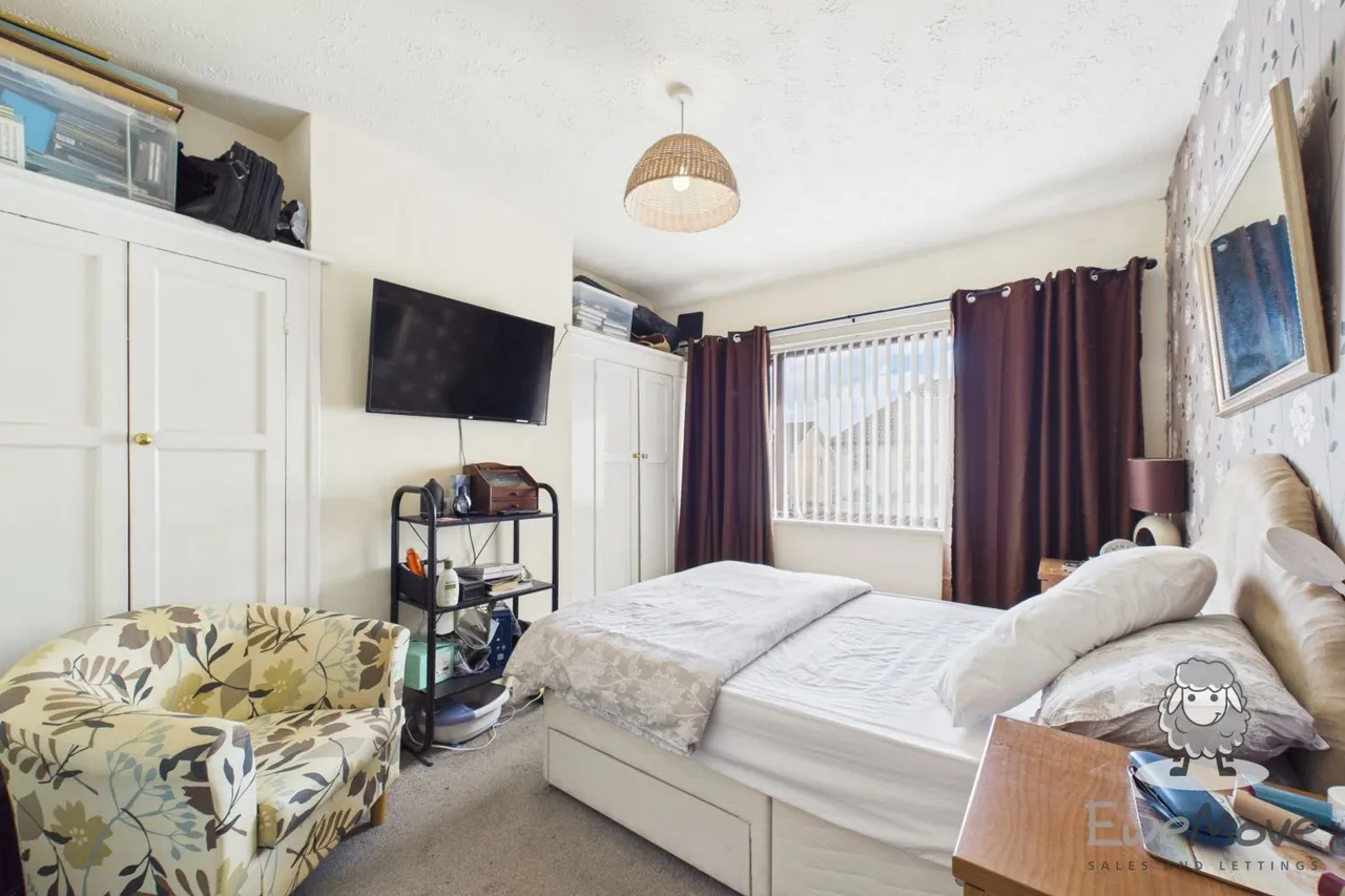 Field Way, Rainhill, L35, photo 9