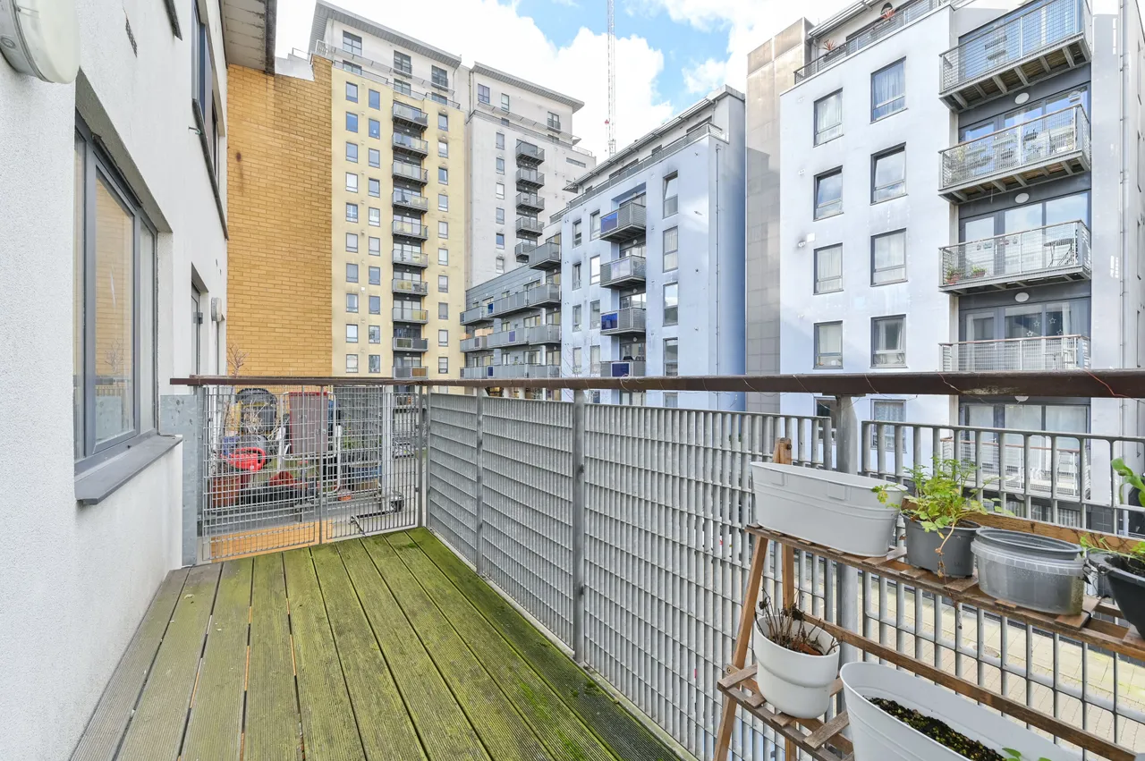 77 Claremont Street, London, photo 3