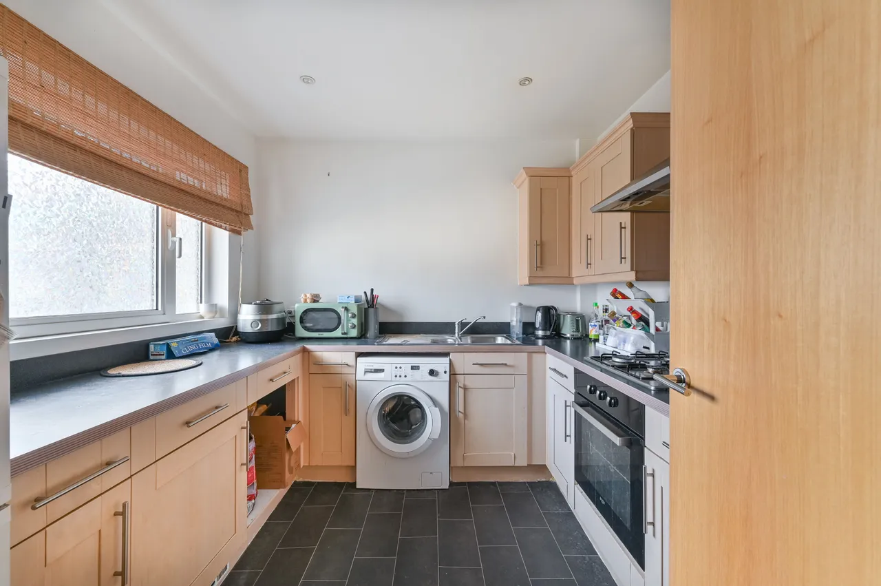 77 Claremont Street, London, photo 9
