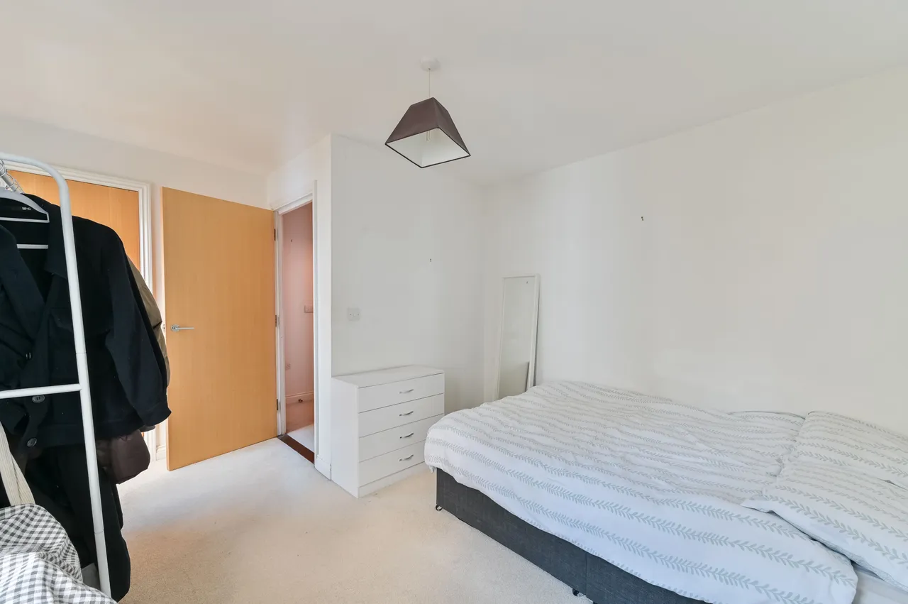 77 Claremont Street, London, photo 11