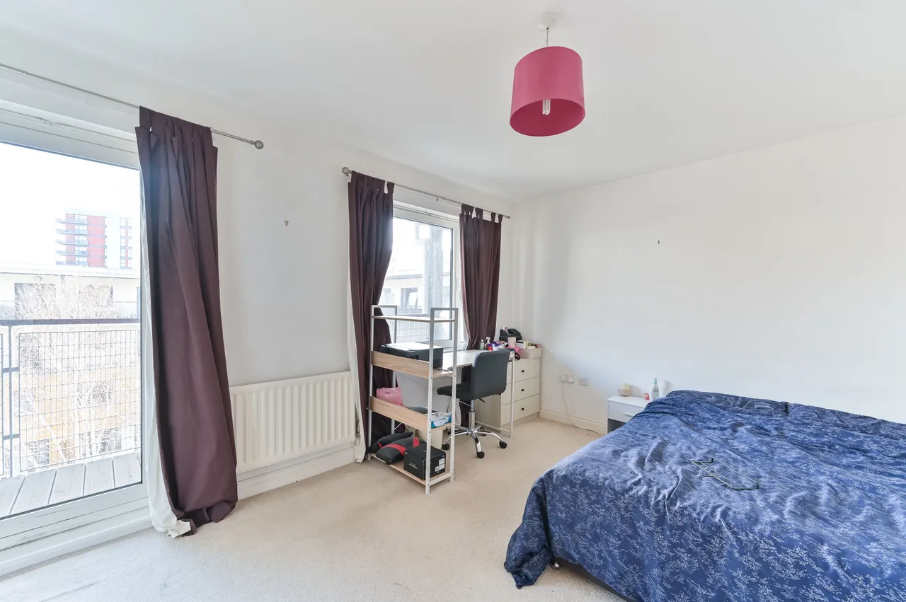 77 Claremont Street, London, photo 4