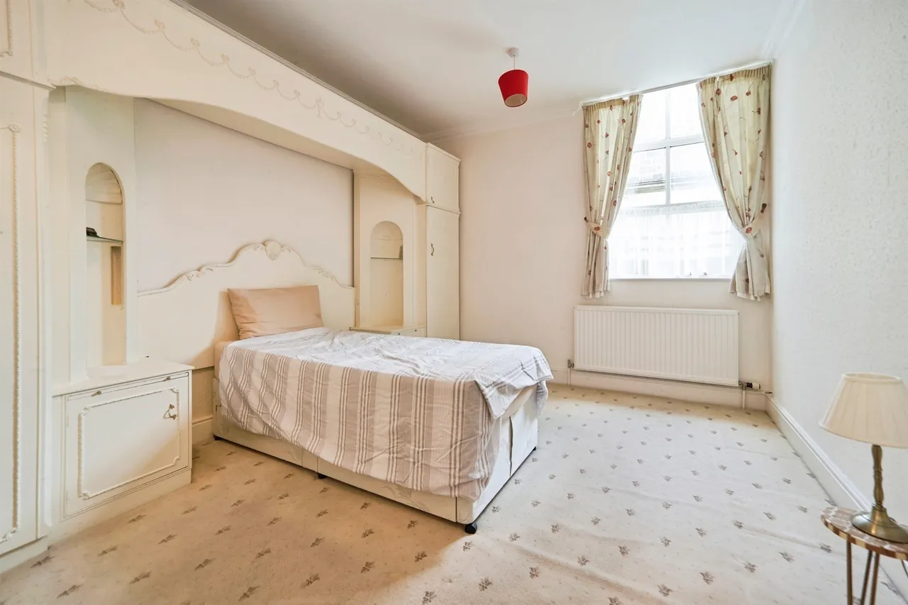 Lady Lane, Bingley, BD16, photo 14
