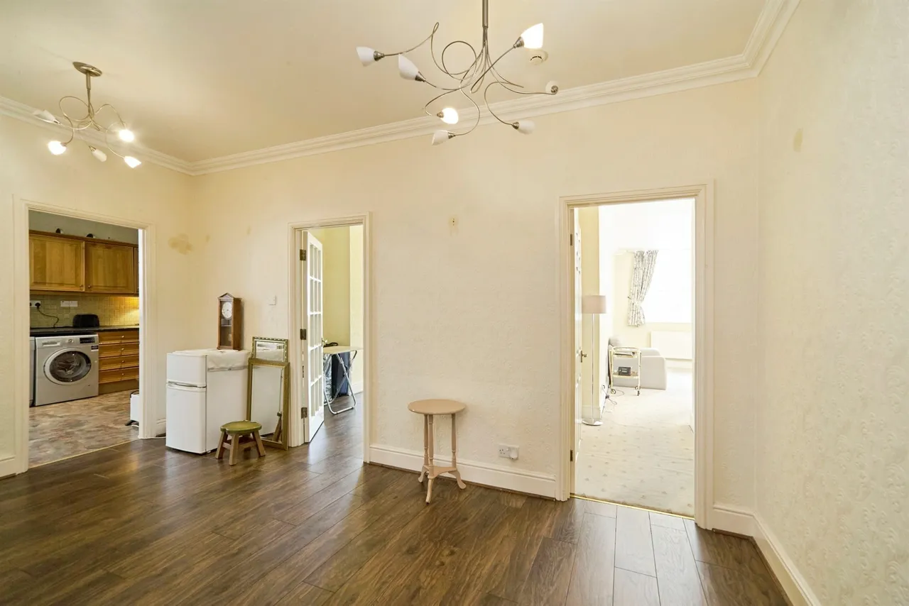 Lady Lane, Bingley, BD16, photo 13