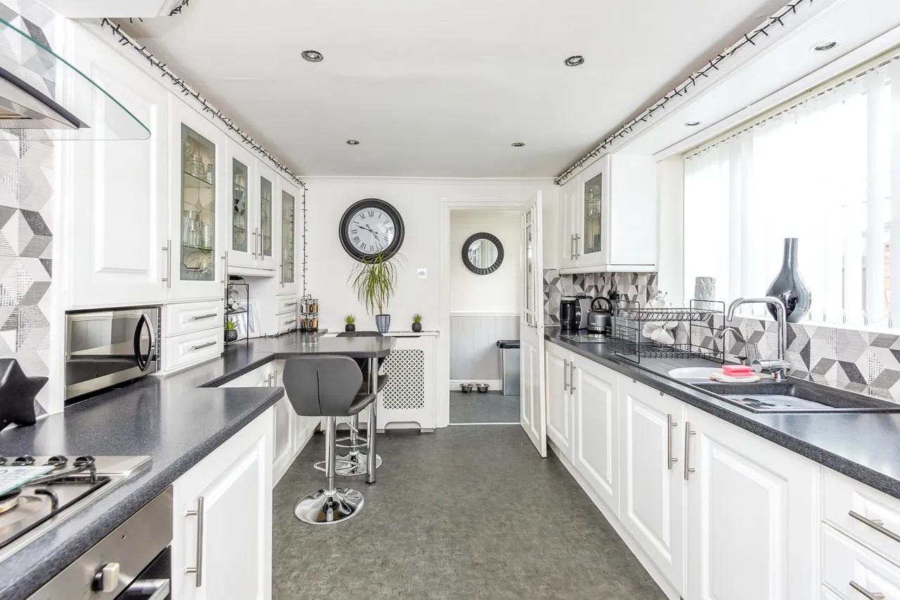 Lowland Road, Cannock, WS12, photo 7