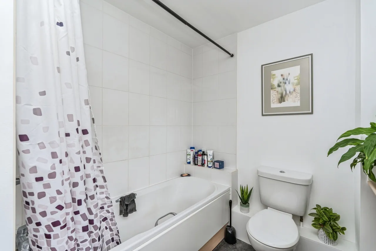 Withy Close, Romsey, SO51, photo 21