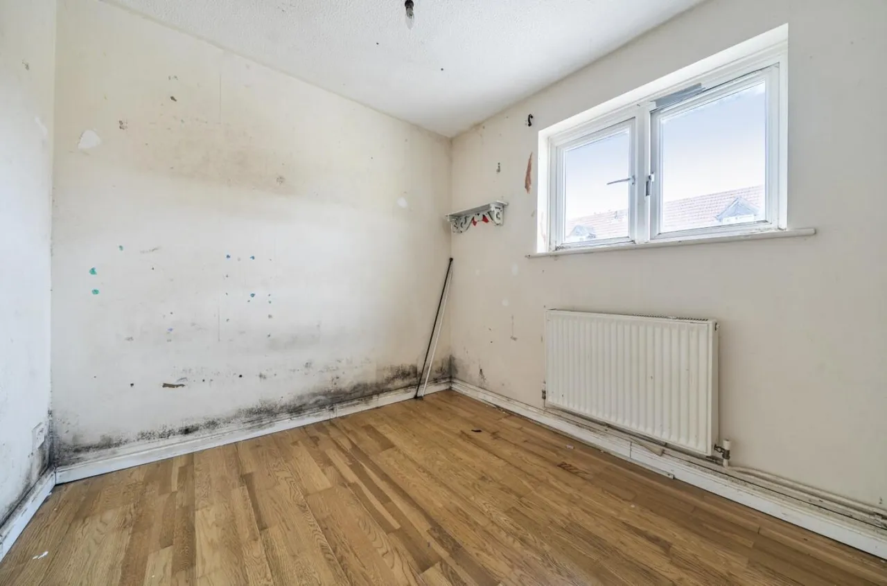 Nickelby Close, London, SE28, photo 11