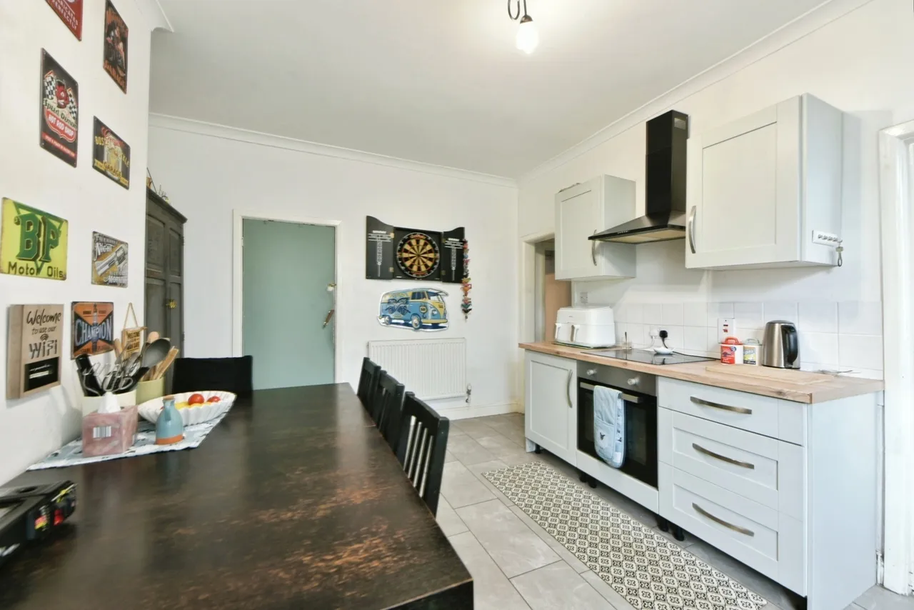 Keighley Road, Halifax, West Yorkshire, HX2, photo 16