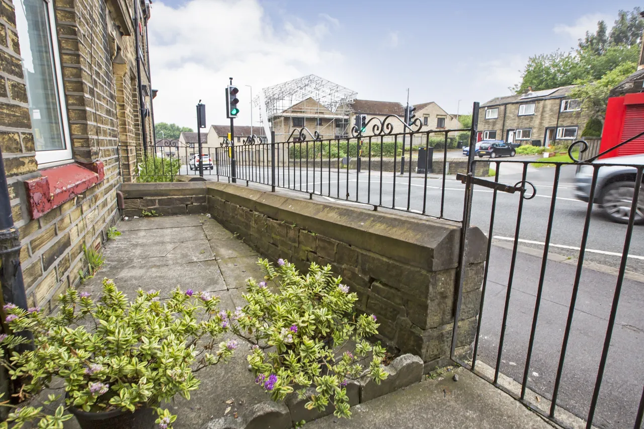Keighley Road, Halifax, West Yorkshire, HX2, photo 9