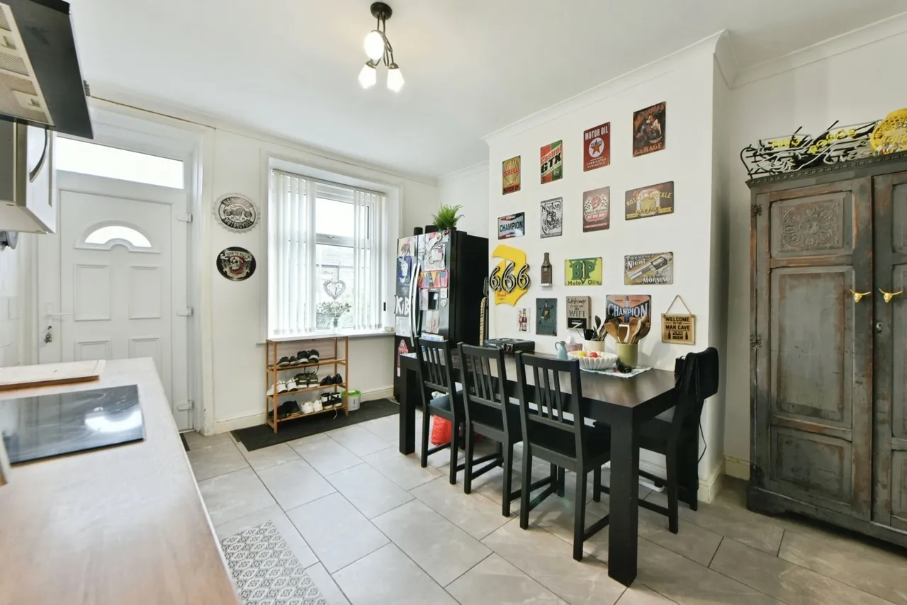 Keighley Road, Halifax, West Yorkshire, HX2, photo 10