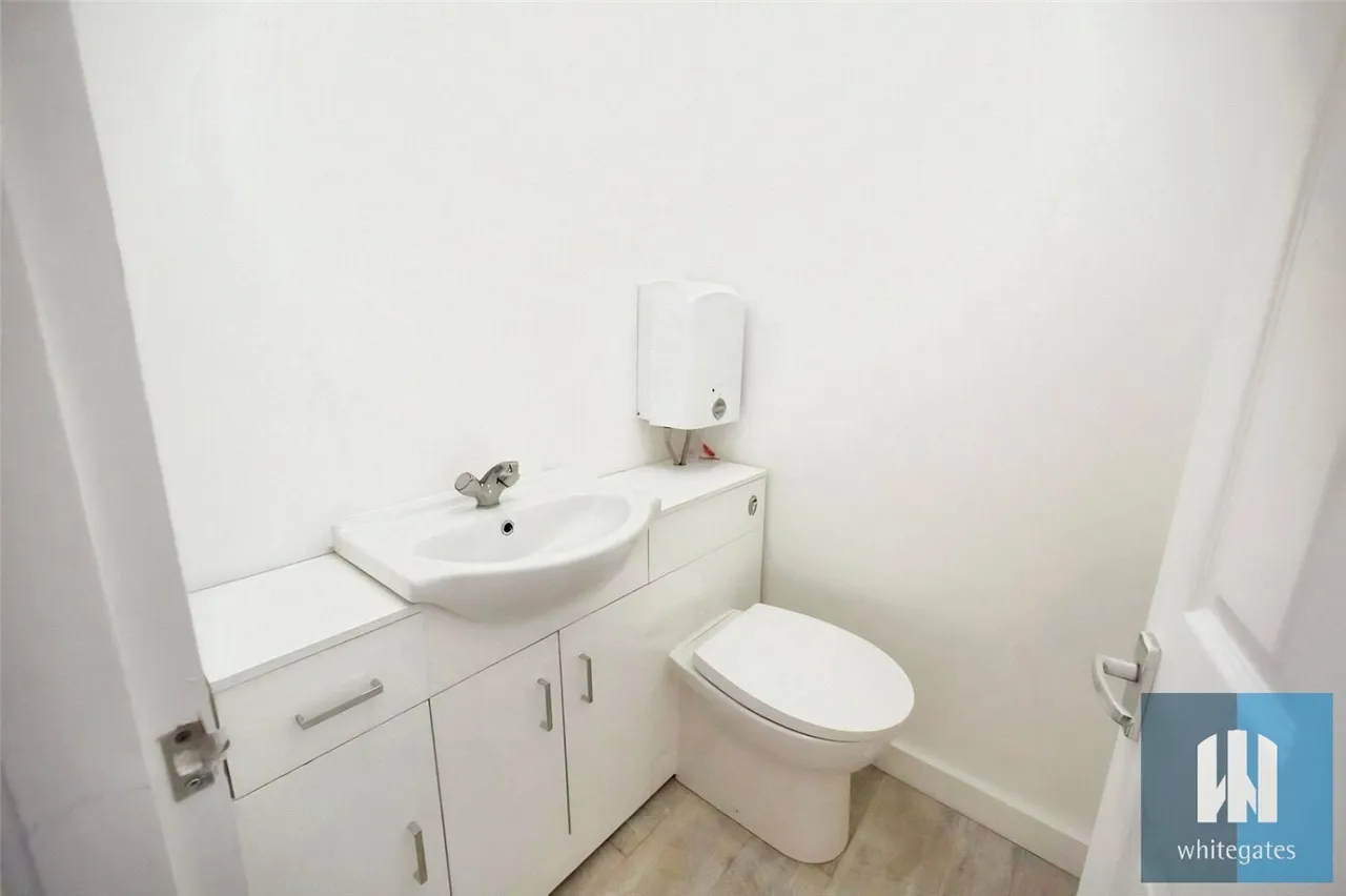 Manchester Road, Linthwaite, HD7, photo 4