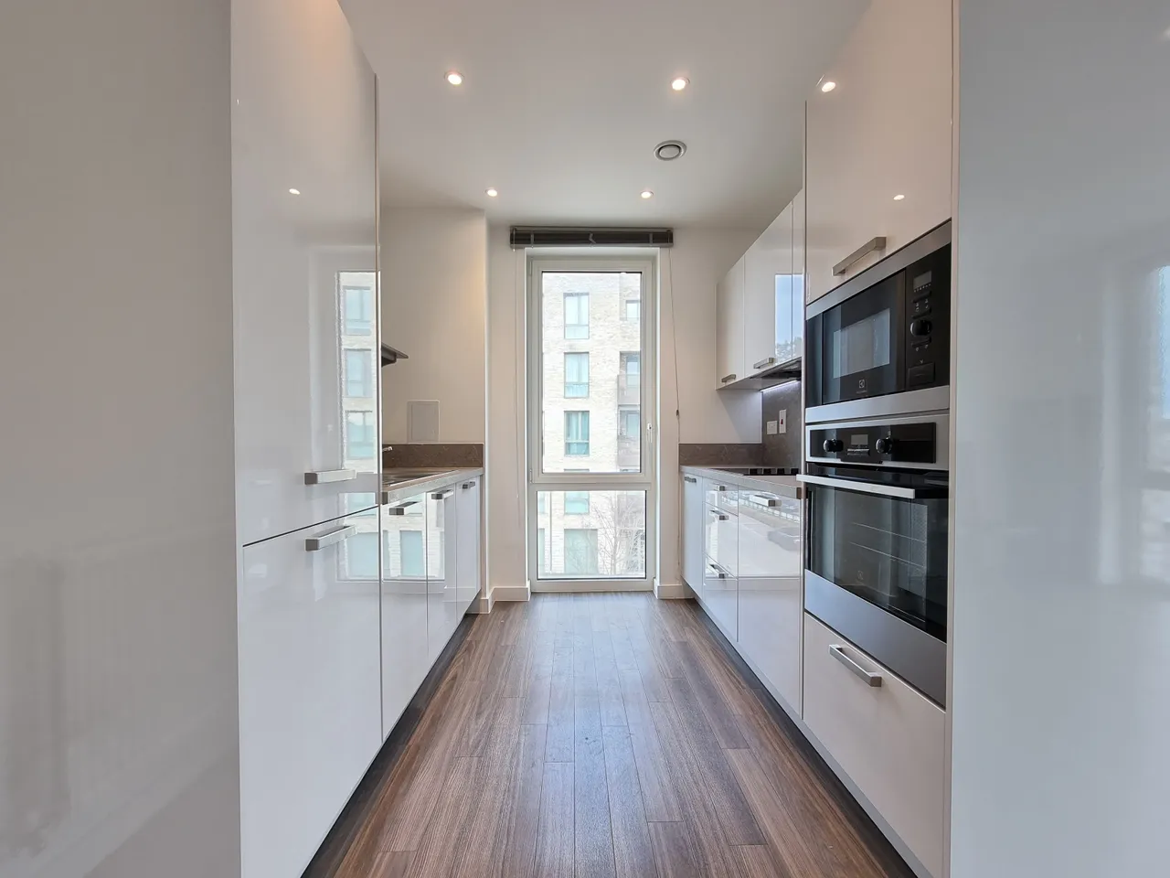 Colliford Court, HA8, photo 6