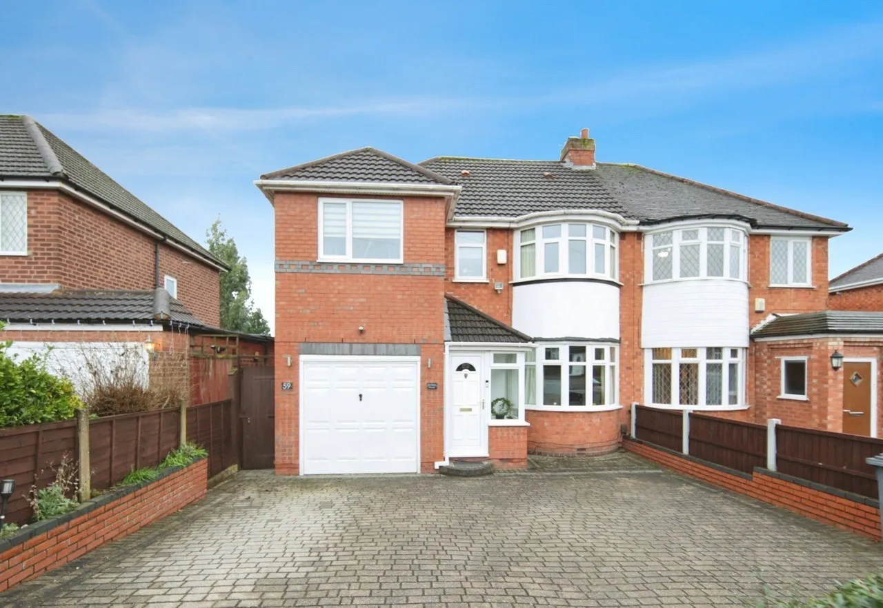 3 bed house for sale — Elmfield Road, Castle Bromwich, West Midlands, B36