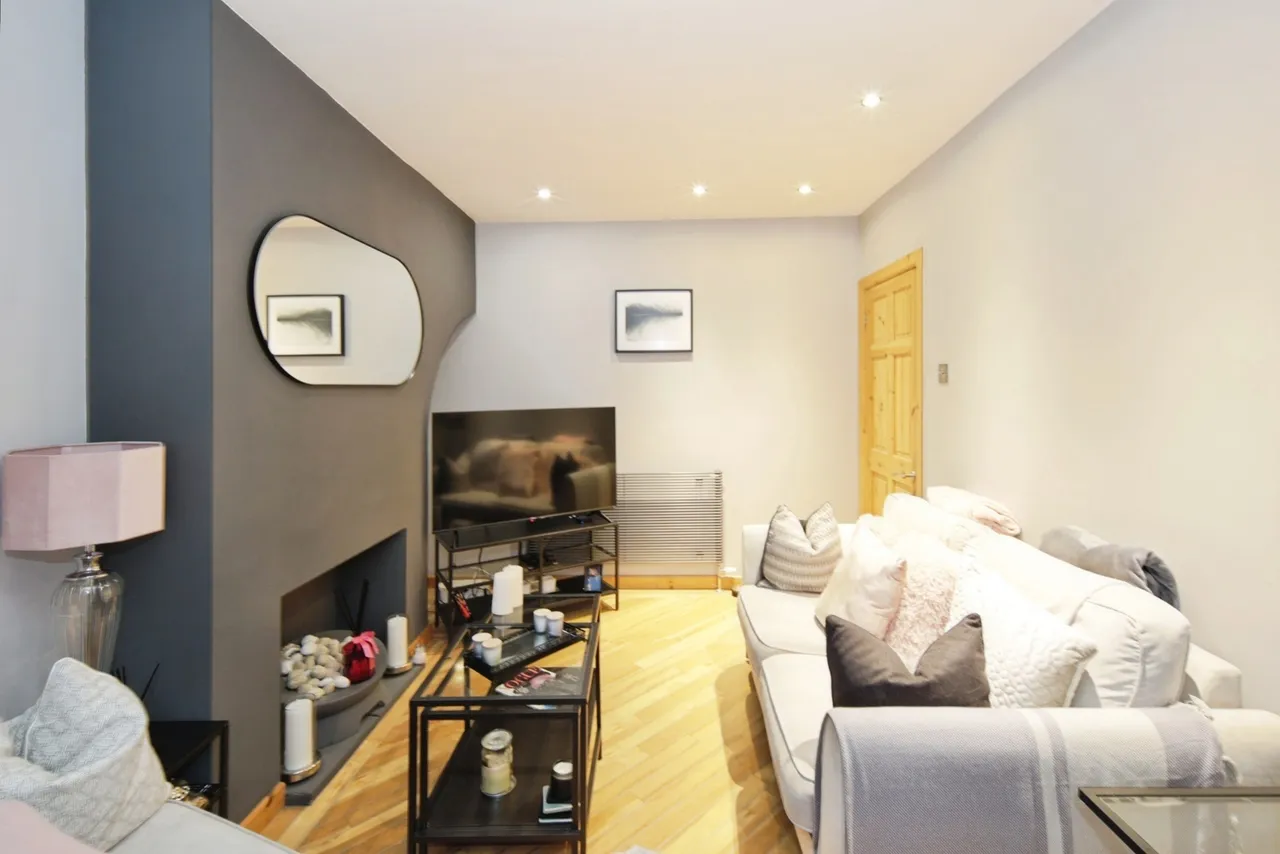 Elmfield Road, Castle Bromwich, West Midlands, B36, photo 3