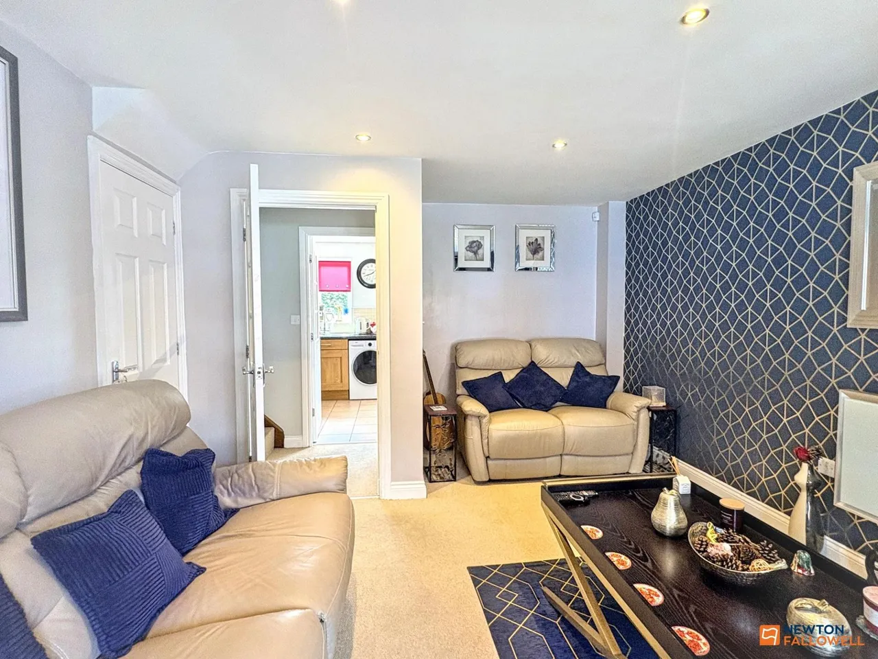 Lakeshore Crescent, Whitwick, LE67, photo 8