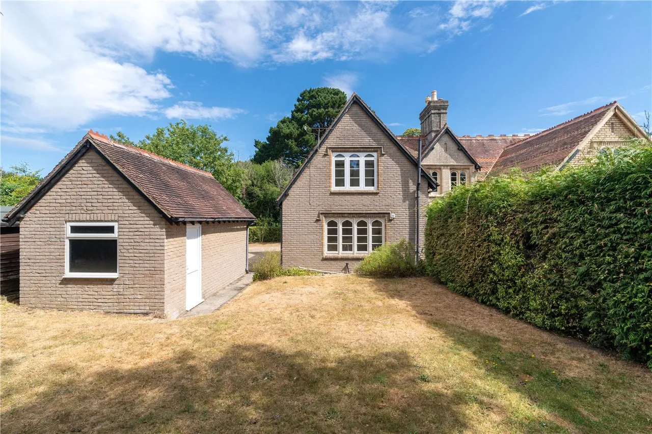 3 bed house for sale — Oakley Lane, Wimborne, Dorset, BH21