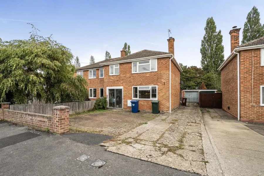 Hampden Drive, Kidlington, OX5, photo 2