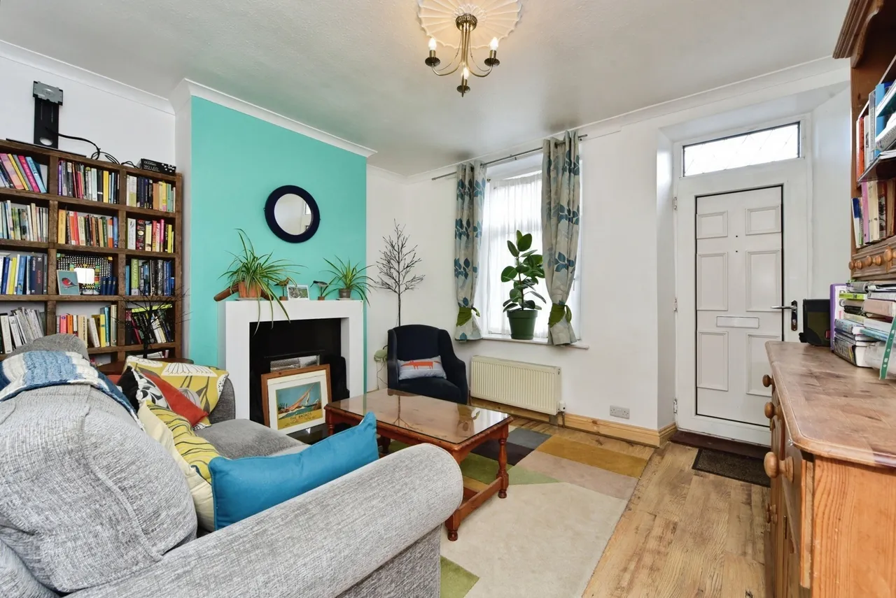 Carlin Street, Sheffield, S13, photo 2