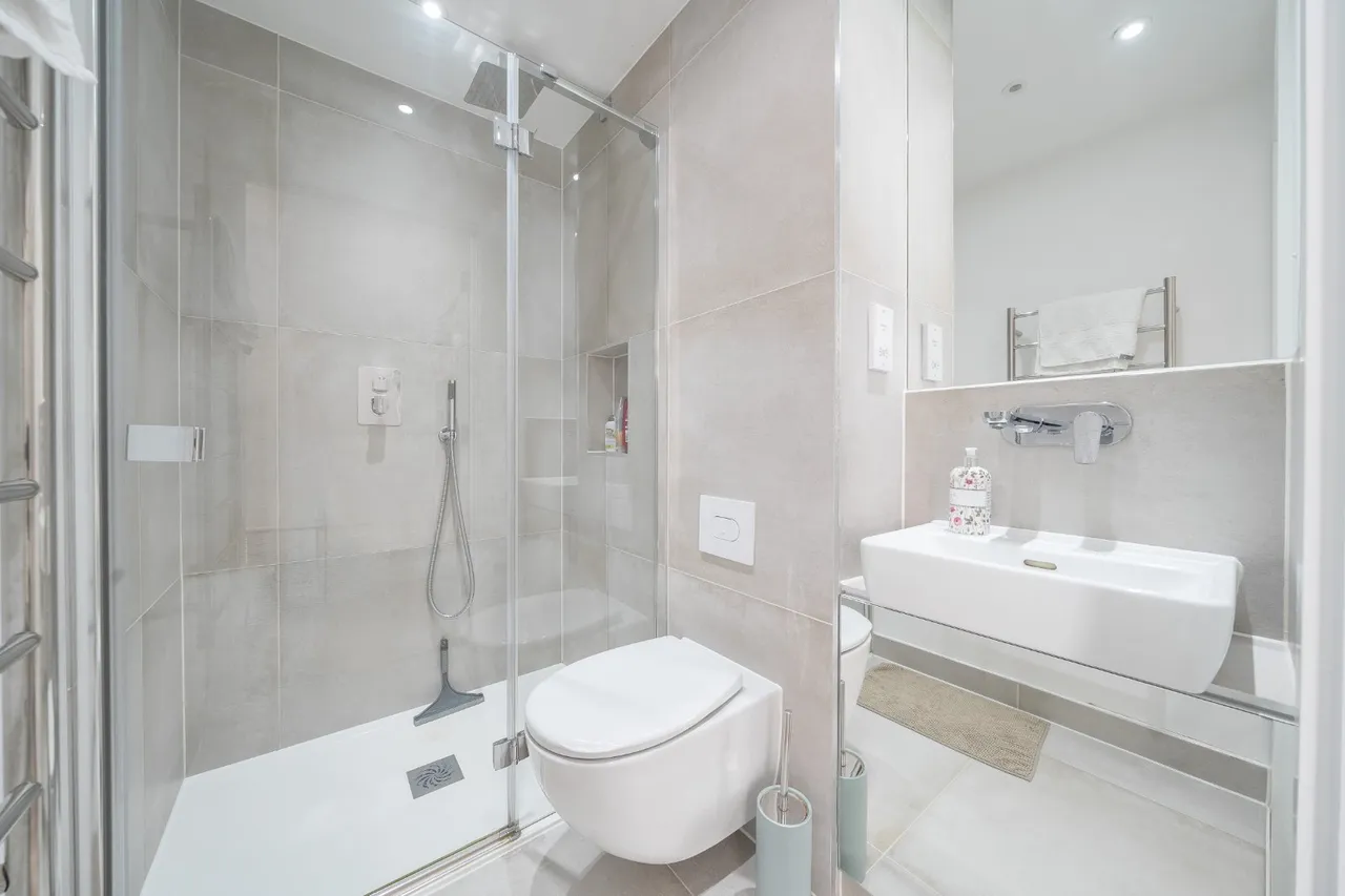 Maple Way, Surrey Quays, SE16, photo 8