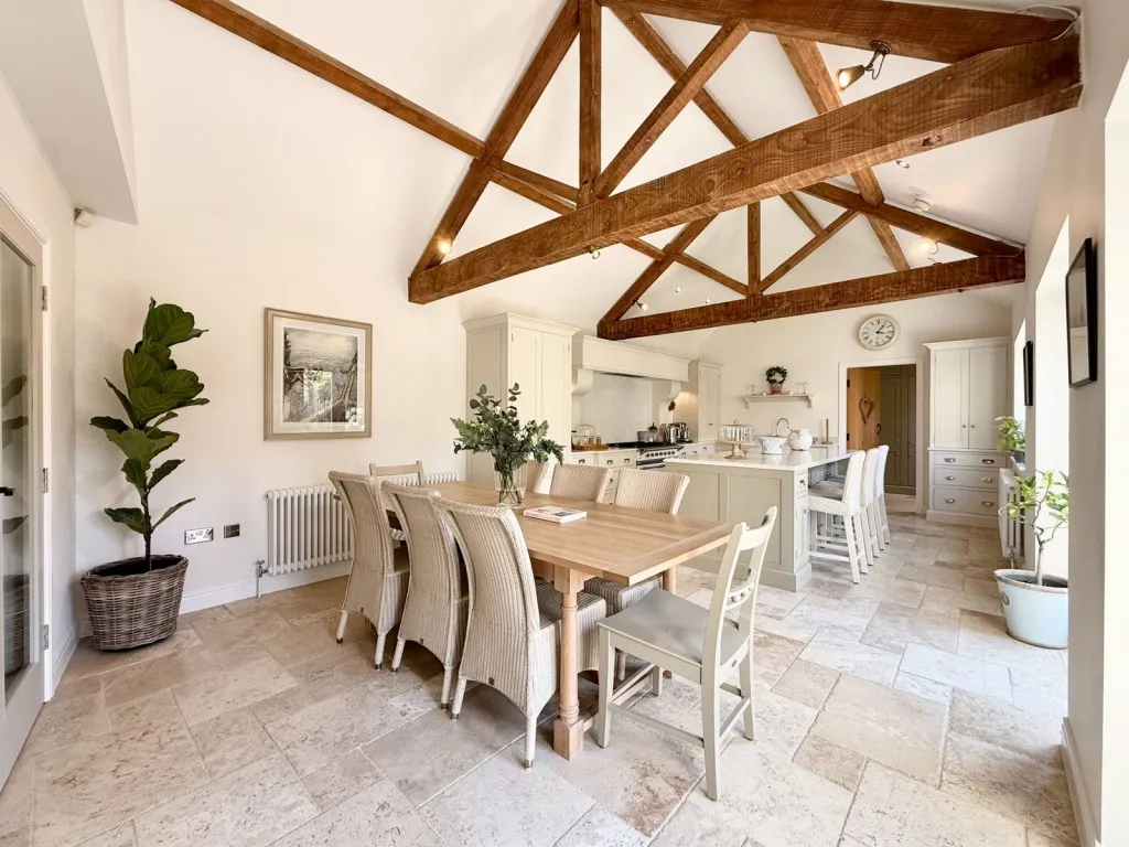 Saxton ~ Hungate Close, LS24, photo 12