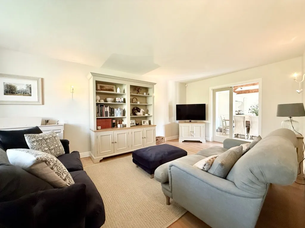 Saxton ~ Hungate Close, LS24, photo 7