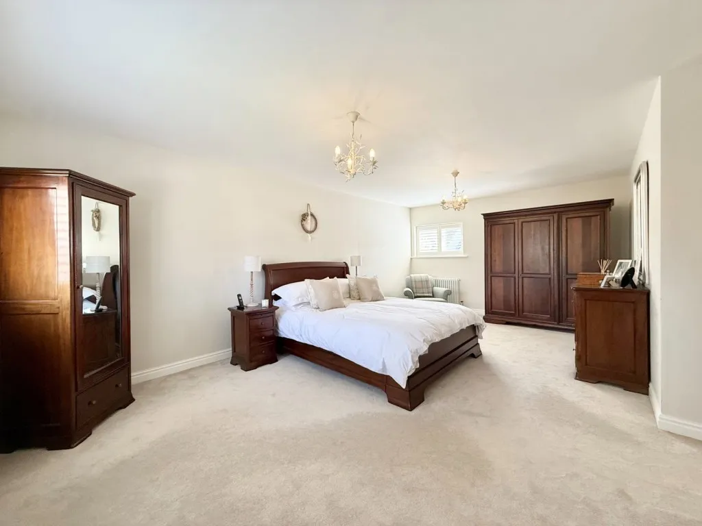 Saxton ~ Hungate Close, LS24, photo 21