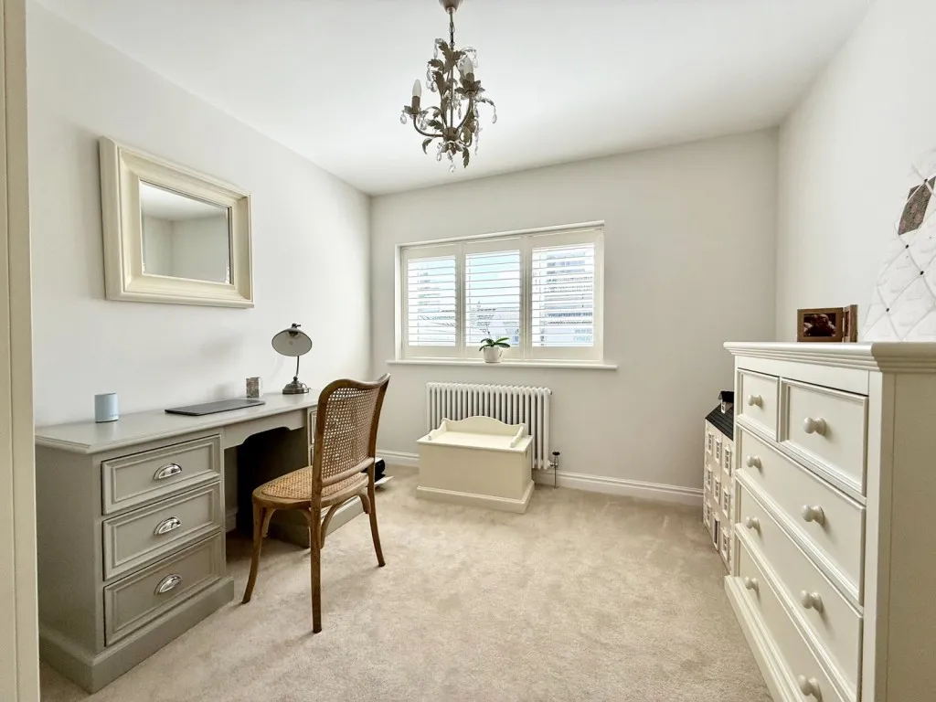 Saxton ~ Hungate Close, LS24, photo 29