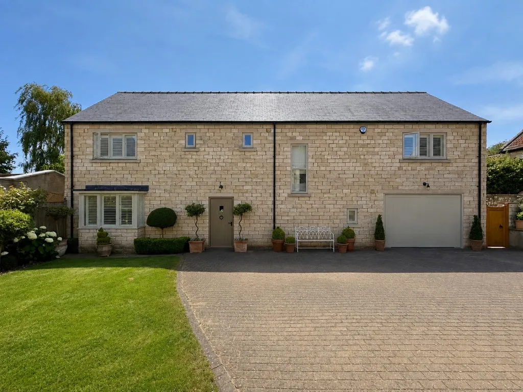 Saxton ~ Hungate Close, LS24, photo 37