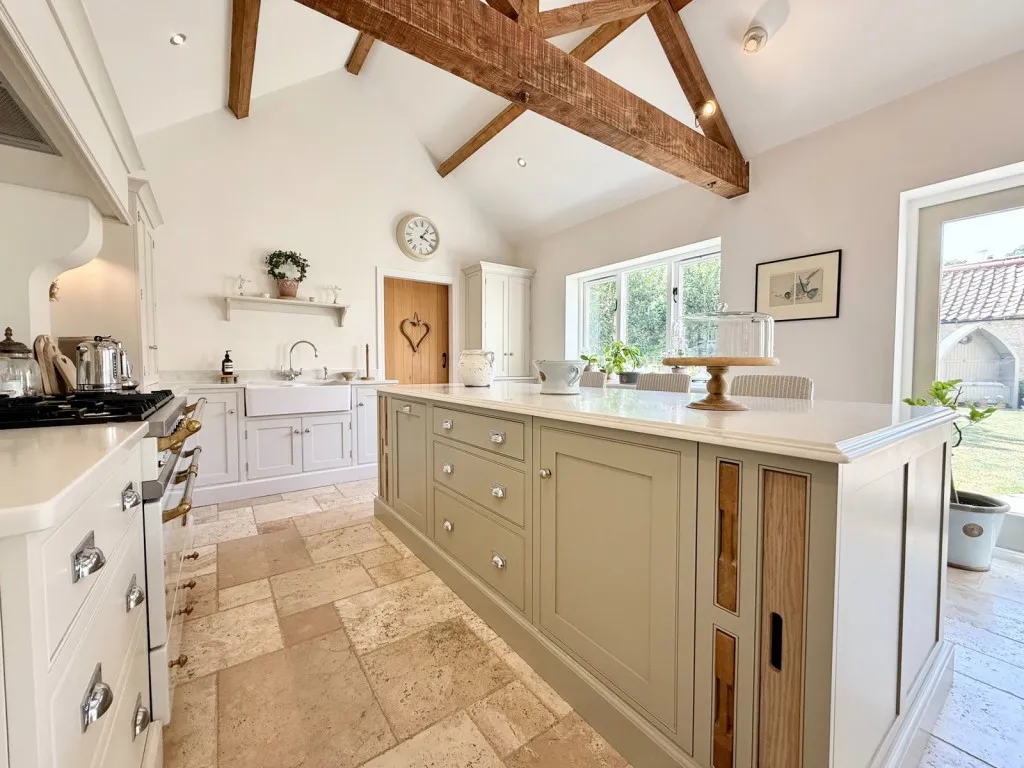 Saxton ~ Hungate Close, LS24, photo 17