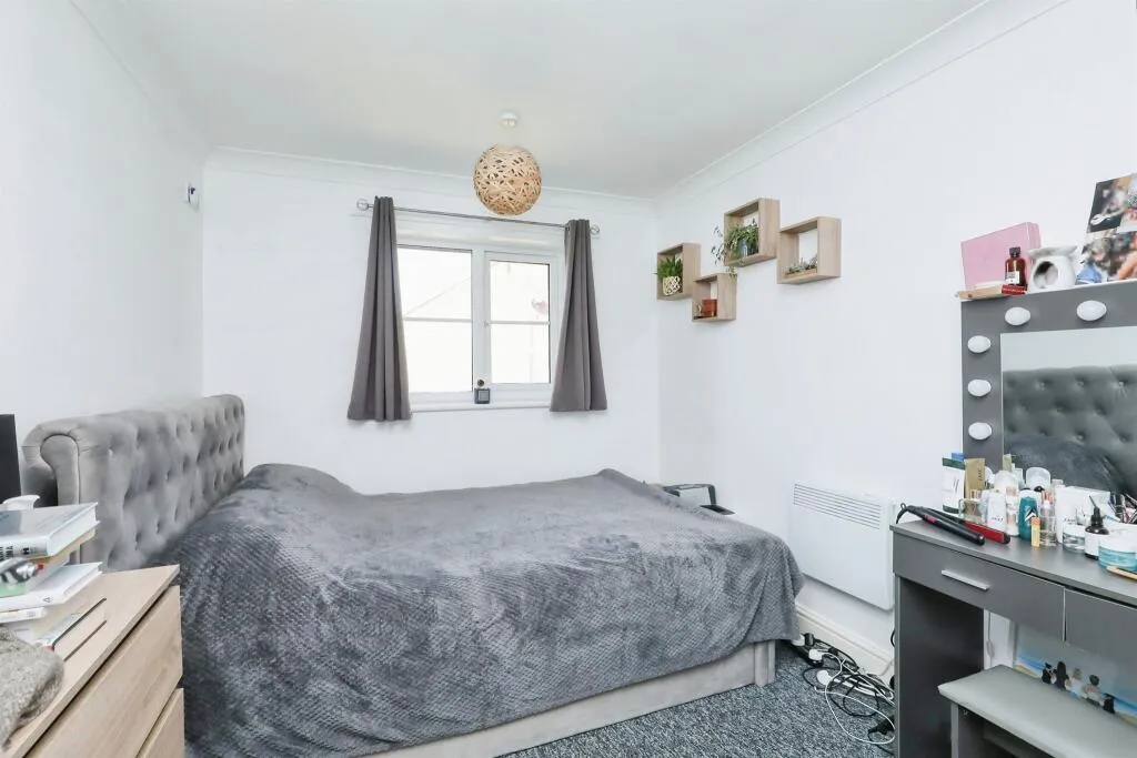 Priors Drive, Norwich, NR6, photo 10