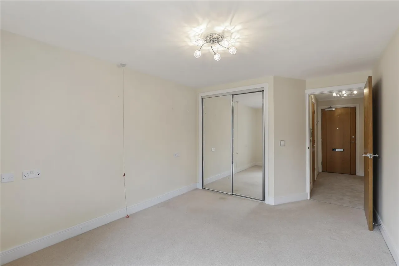 Victoria Road, Malvern, WR14, photo 8