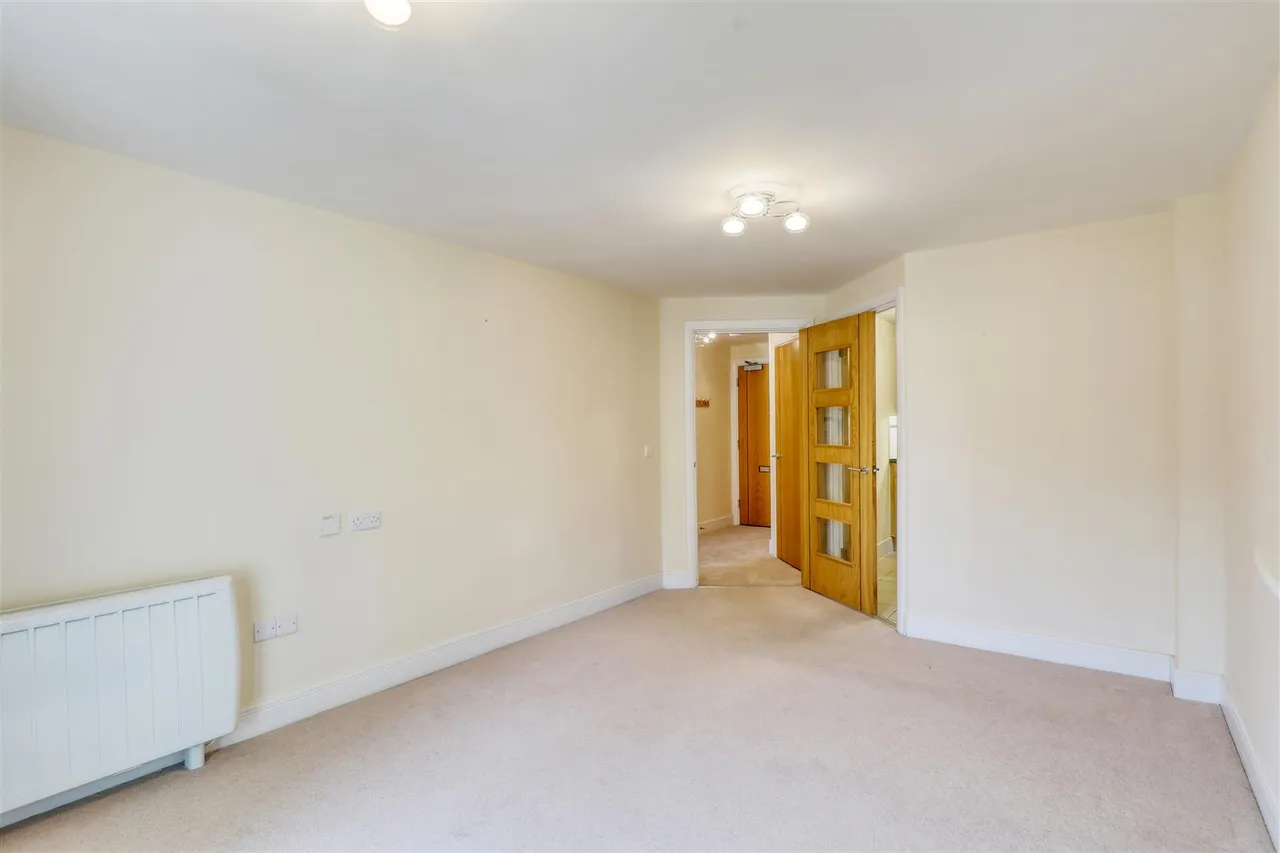 Victoria Road, Malvern, WR14, photo 12