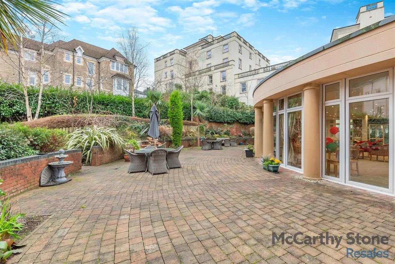 Victoria Road, Malvern, WR14, photo 20