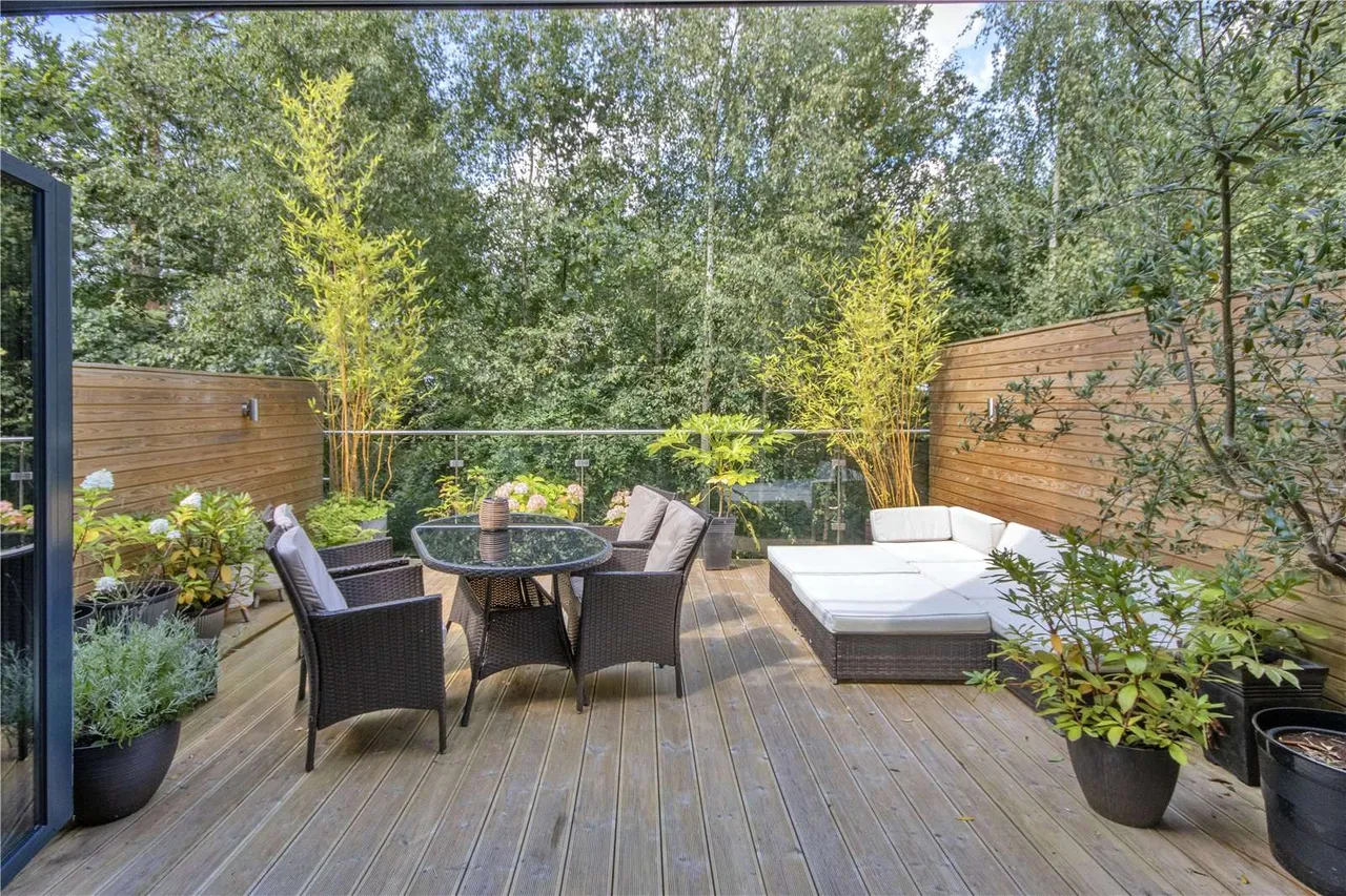 Kentish Gardens, Tunbridge Wells, Kent, TN2 5XU, photo 9