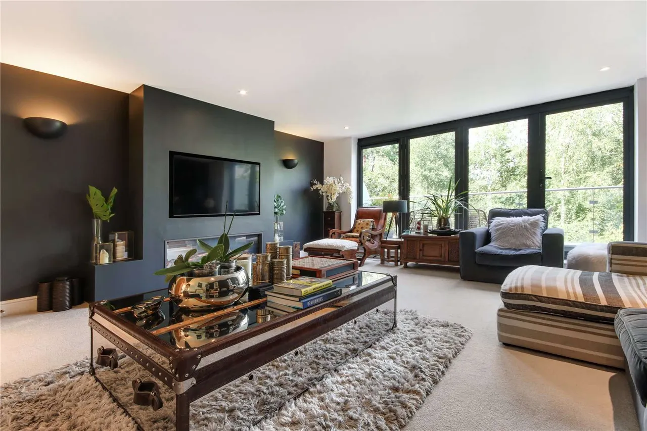 Kentish Gardens, Tunbridge Wells, Kent, TN2 5XU, photo 3