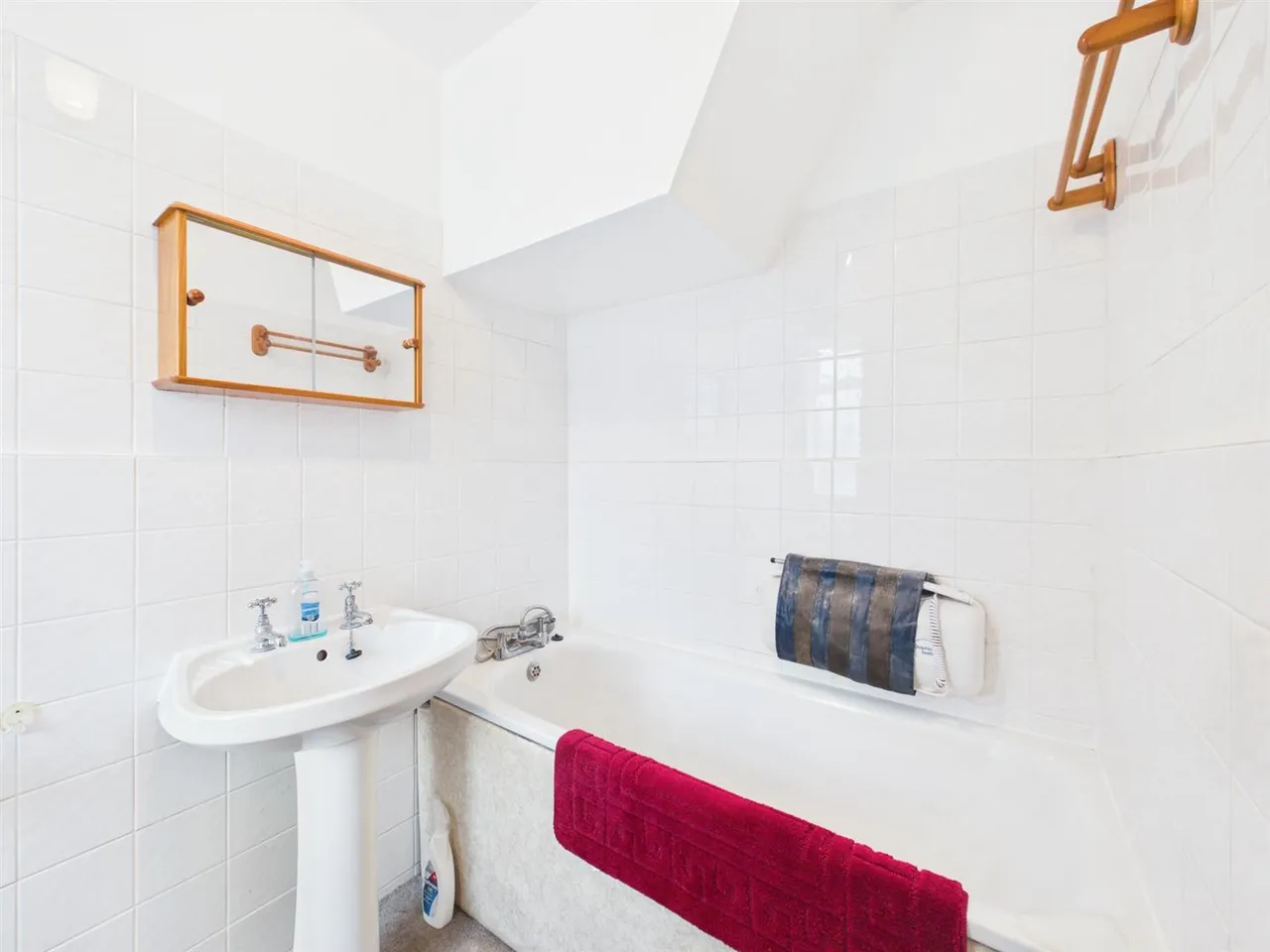 Tiverton Road, Ruislip, HA4 0BW, photo 5