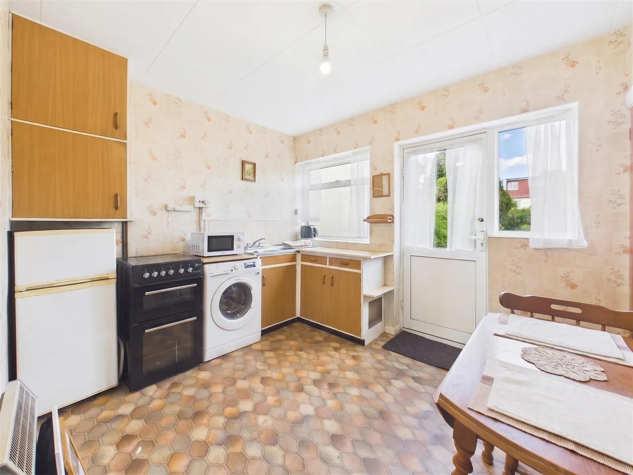 Tiverton Road, Ruislip, HA4 0BW, photo 4