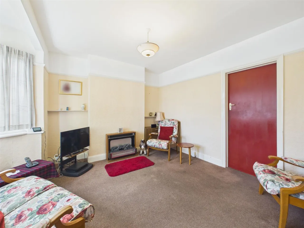 Tiverton Road, Ruislip, HA4 0BW, photo 3